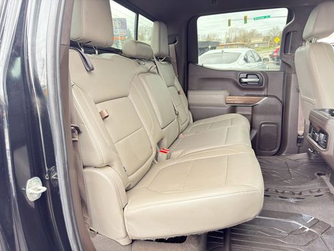 Used 2019 Chevrolet Silverado 1500 LT Trail Boss image 18