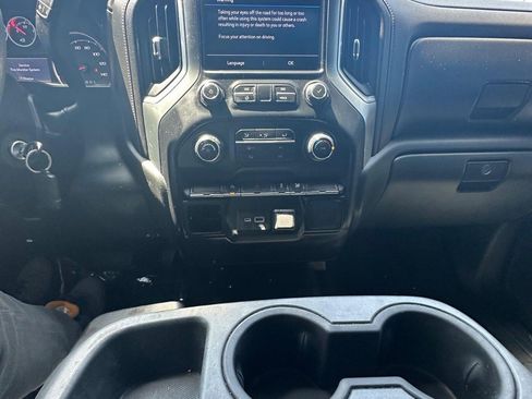 Used 2020 Chevrolet Silverado 1500 LT w/ Trailering Package AWD/4WD image 21
