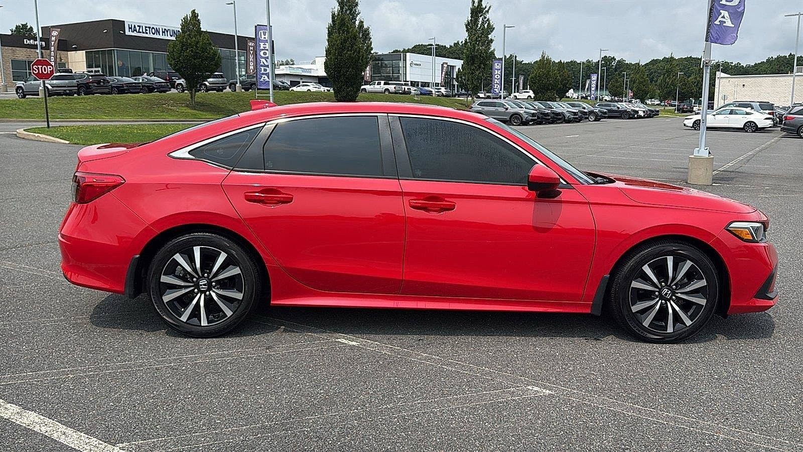 Used 2023 Honda Civic EX image 4