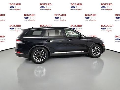 Certified 2024 Lincoln Aviator Reserve w/ Equipment Group 201A RWD image 9