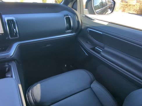 New 2026 Ford Expedition Platinum w/ Stealth Appearance Package AWD/4WD image 15