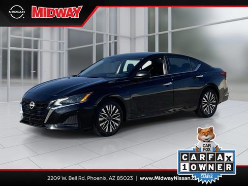 Certified 2025 Nissan Altima 2.5 SV FWD image 1