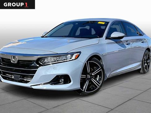 Used 2021 Honda Accord Touring image 1