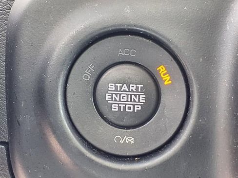 Certified 2021 Jeep Wrangler Unlimited Sport image 28