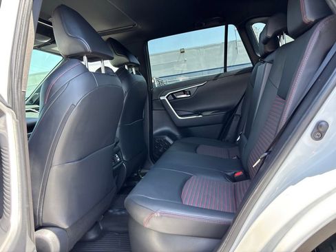 Used 2024 Toyota RAV4 XSE w/ Weather Package AWD/4WD image 12