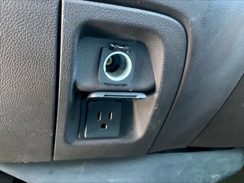 Used 2018 Chevrolet Silverado 1500 LT w/ All Star Edition image 32