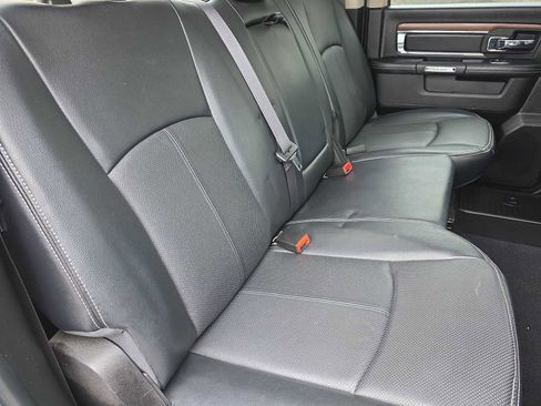 Used 2019 RAM 1500 Laramie w/ Convenience Group image 17