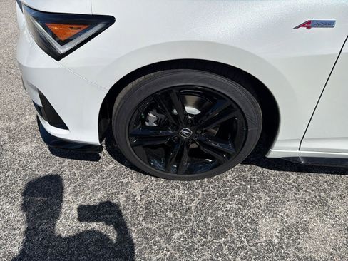 New 2026 Acura Integra A-Spec image 9