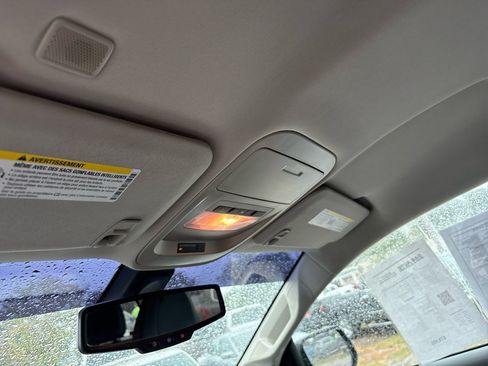 Used 2017 Chevrolet Colorado Z71 image 25