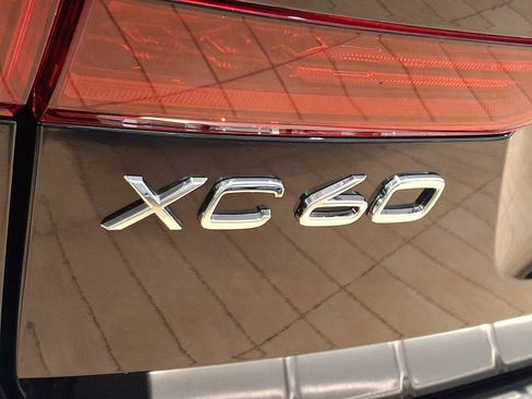 Certified 2026 Volvo XC60 B5 Plus w/ Protection Package Premier image 17