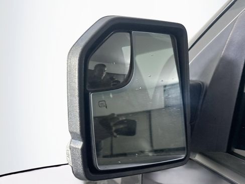 Used 2017 Ford F150 XLT w/ Equipment Group 302A Luxury image 16