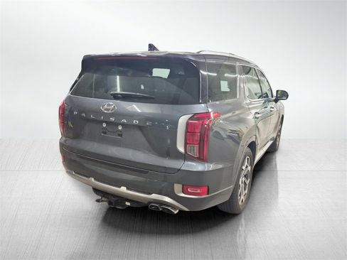 Used 2022 Hyundai Palisade Calligraphy image 4