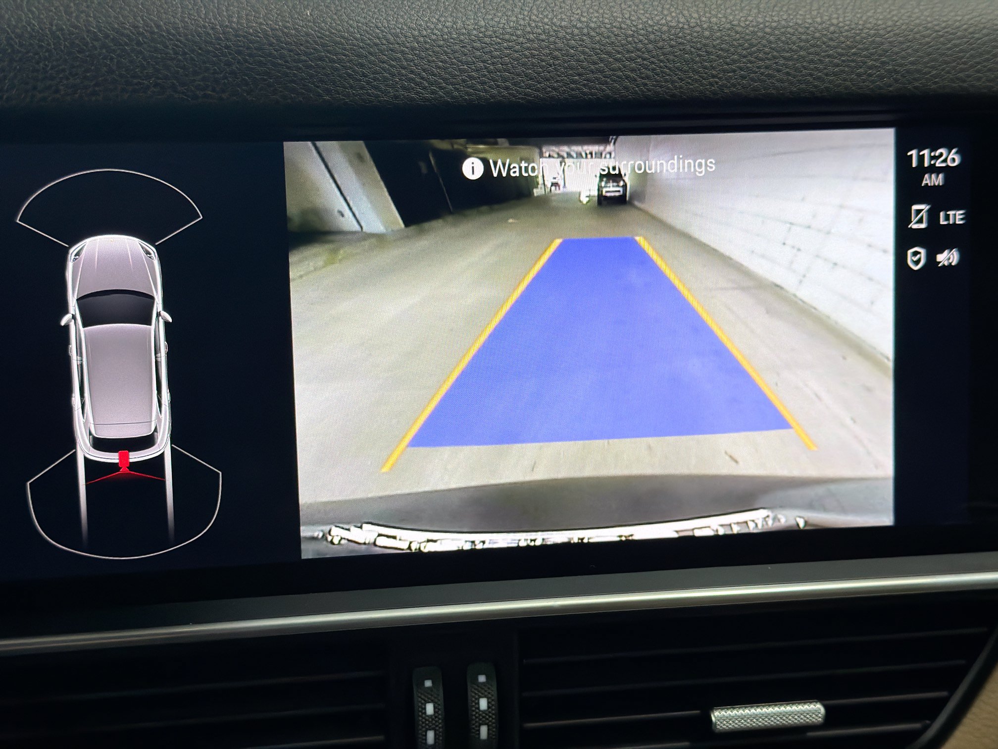 Certified 2023 Porsche Cayenne AWD/4WD image 30