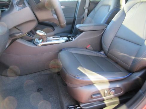 New 2026 Buick Envista Sport Touring w/ Convenience I Package image 15