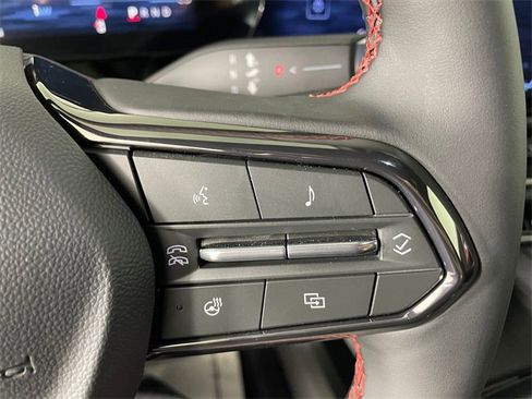 New 2026 Chevrolet Equinox EV RS image 7