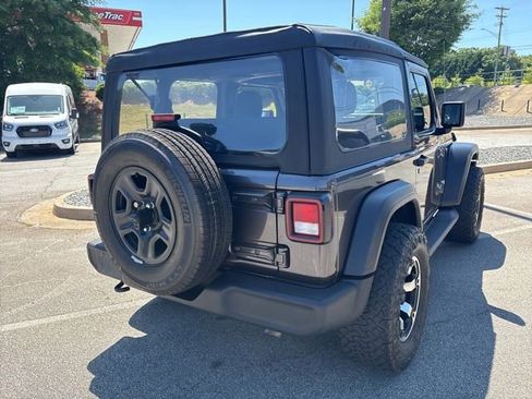 Used 2020 Jeep Wrangler Sport AWD/4WD image 4