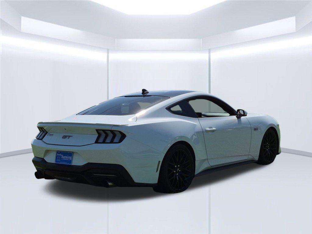 Used 2024 Ford Mustang GT RWD image 6