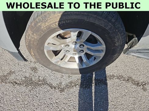 Used 2020 Chevrolet Suburban LT image 14