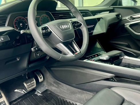Used 2024 Audi Q8 e-tron Prestige w/ Prestige Package AWD/4WD image 12