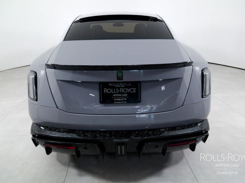 Used 2025 Rolls-Royce Spectre Black Badge w/ Spectre Enhancement Package image 9