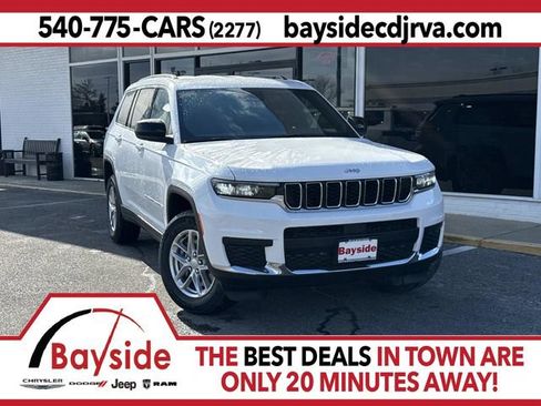 New 2026 Jeep Grand Cherokee L Laredo AWD/4WD image 1