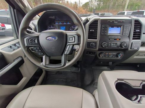 Used 2021 Ford F350 XL w/ Power Equipment Group image 14