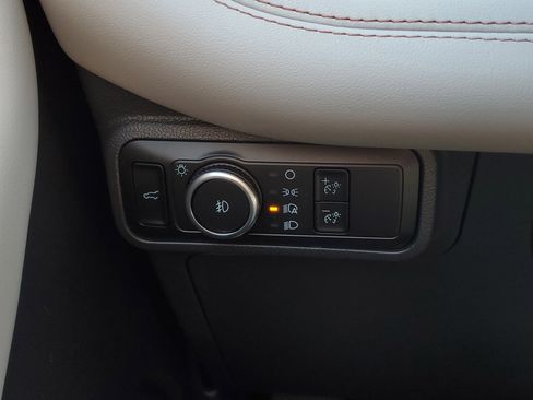 New 2026 Ford Explorer Active w/ Active Comfort Package image 15