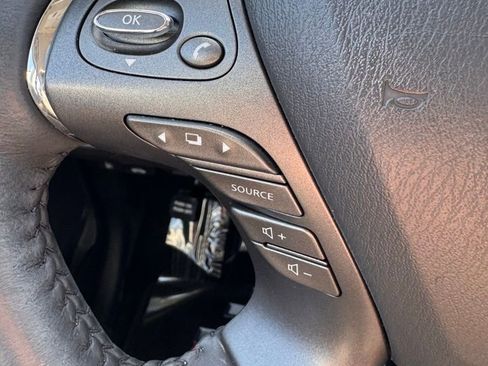 Used 2024 Nissan Murano Platinum w/ Cargo Package image 32