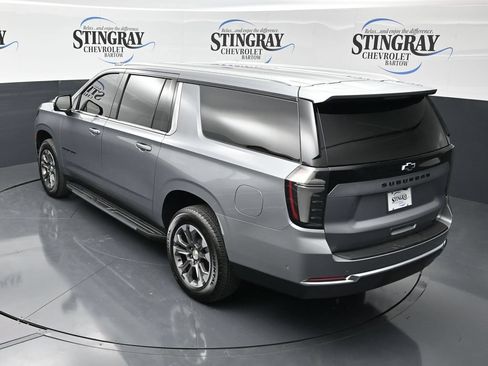 Used 2026 Chevrolet Suburban LT w/ Comfort Package RWD image 25