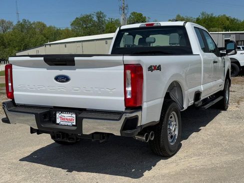 New 2026 Ford F250 4x4 SuperCab Super Duty image 3