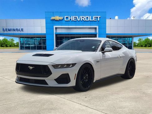 Used 2024 Ford Mustang GT Premium RWD image 2