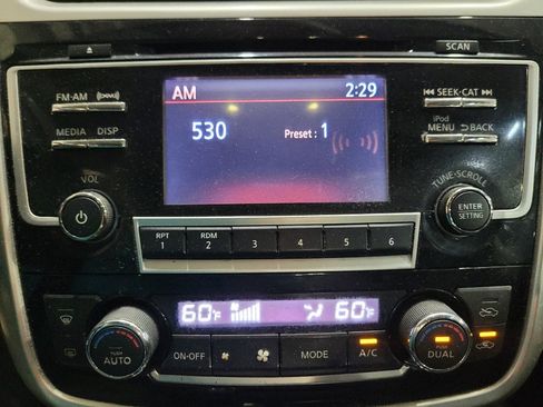 Used 2018 Nissan Altima 2.5 SV FWD image 25