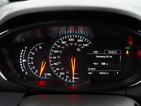 Used 2019 Chevrolet Trax LT w/ LT Convenience Package image 28