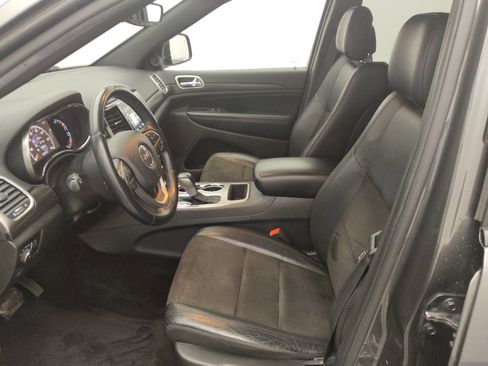 Used 2019 Jeep Grand Cherokee Altitude image 17