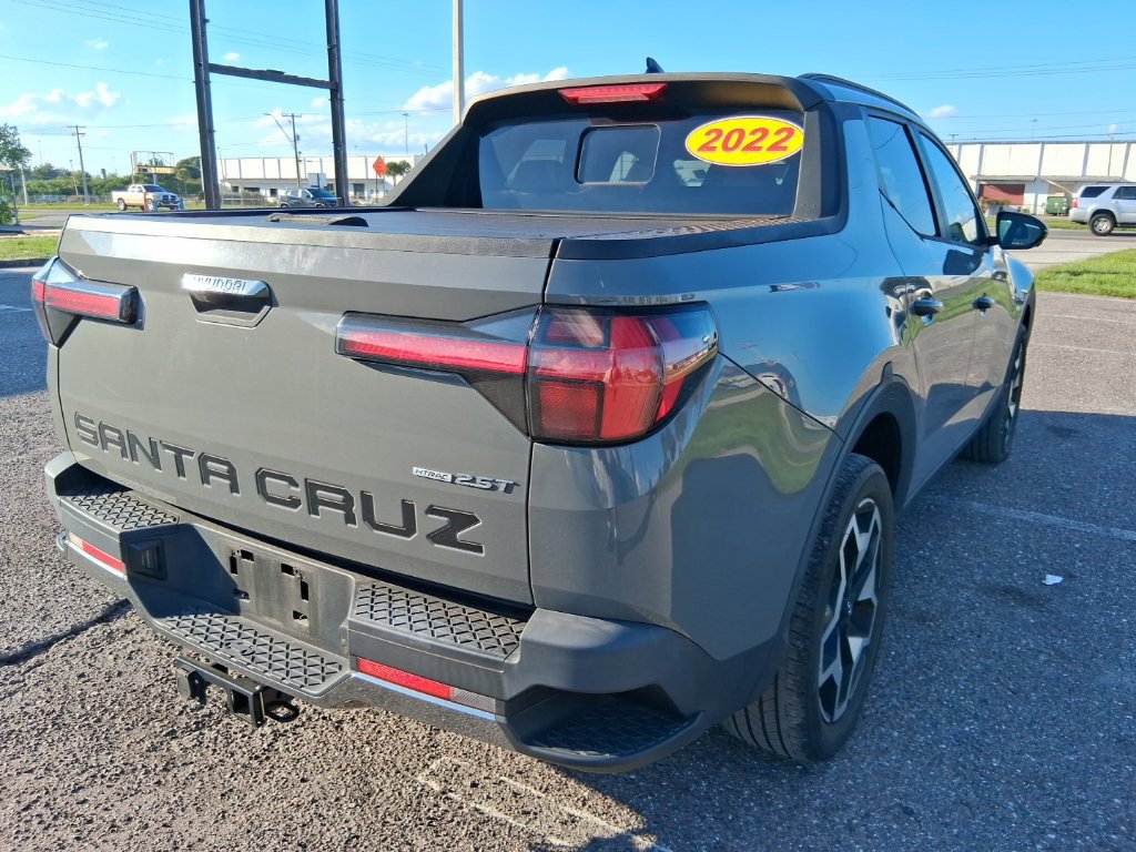 Used 2022 Hyundai Santa Cruz Limited AWD/4WD image 2
