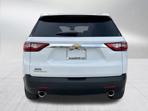 Used 2021 Chevrolet Traverse LS FWD image 6