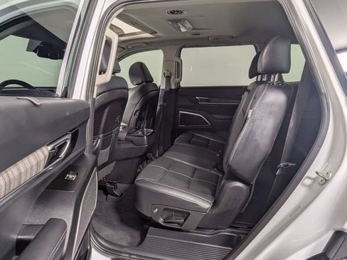Used 2024 Kia Telluride EX FWD image 23