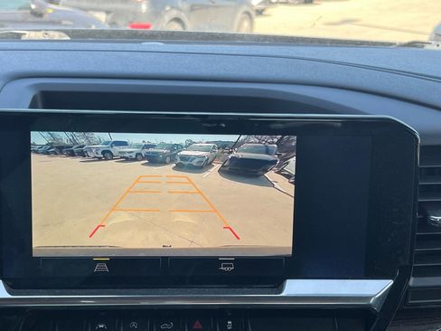 Used 2022 Chevrolet Silverado 1500 LT image 30