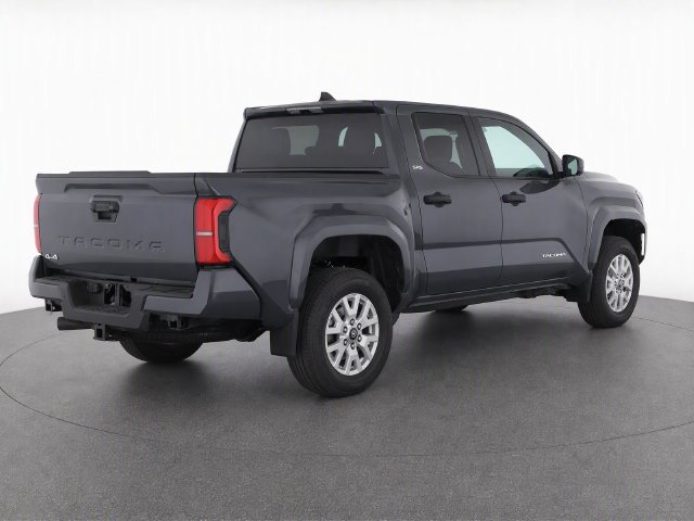 Used 2025 Toyota Tacoma SR5 AWD/4WD image 7
