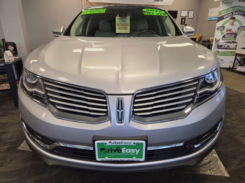 Used 2017 Lincoln MKX Reserve w/ Driver Assistance Package image 5