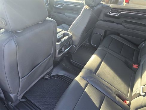 New 2026 GMC Sierra 1500 SLT image 10