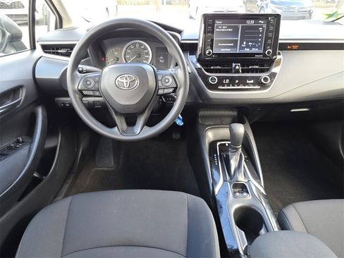 Certified 2022 Toyota Corolla LE image 7