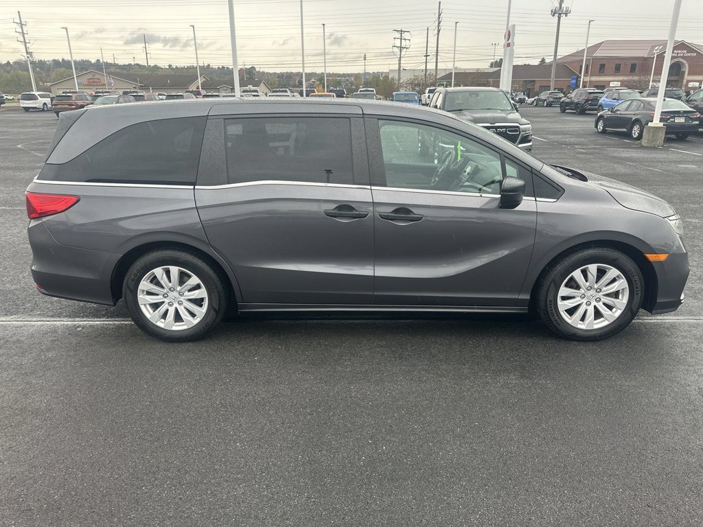 Used 2019 Honda Odyssey LX image 9