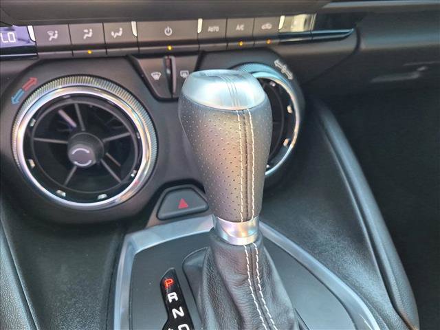 Used 2016 Chevrolet Camaro SS RWD image 12