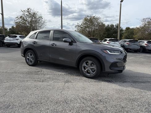 New 2026 Honda HR-V LX image 2