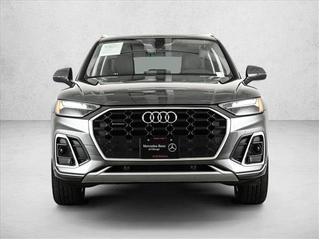 Used 2023 Audi Q5 2.0T Premium w/ Convenience Package AWD/4WD image 2