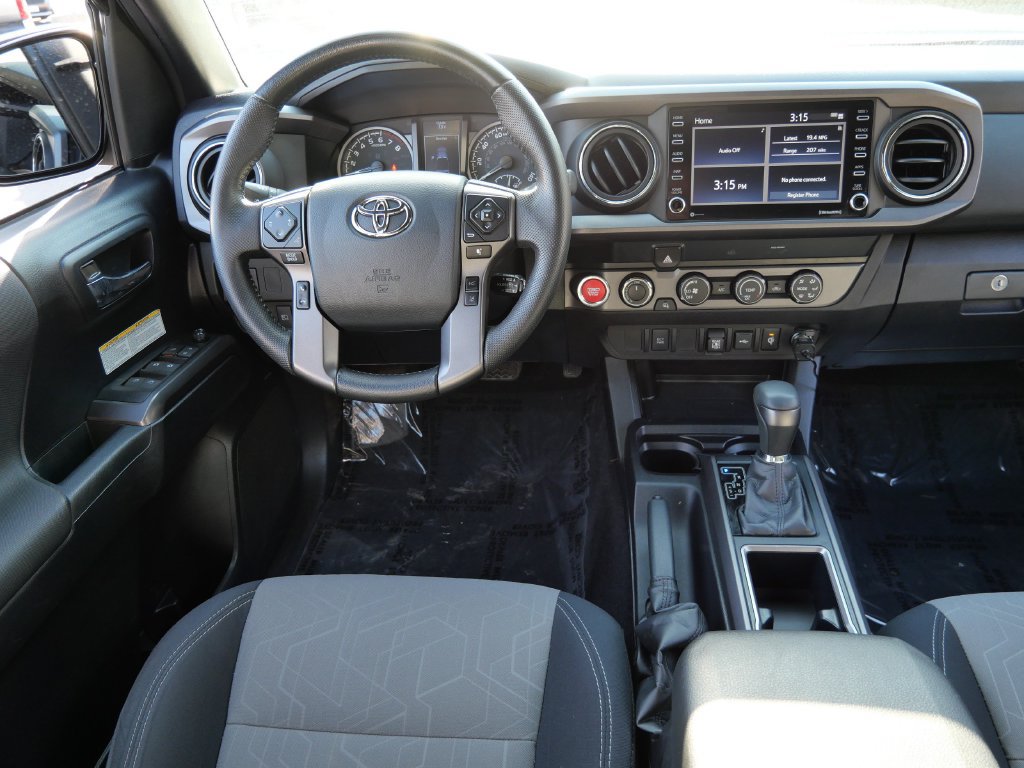 Certified 2020 Toyota Tacoma TRD Off-Road AWD/4WD image 14