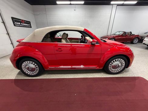 Used 2015 Volkswagen Beetle 1.8T FWD image 69