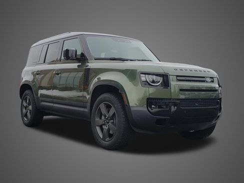 New 2026 Land Rover Defender 110 S image 3