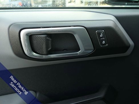 Used 2022 Ford Bronco Big Bend w/ Sasquatch Package image 16